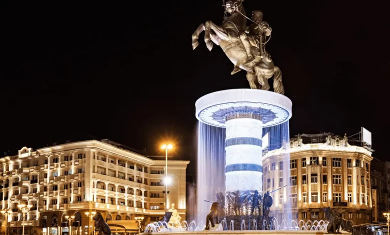 alexander the great height statue