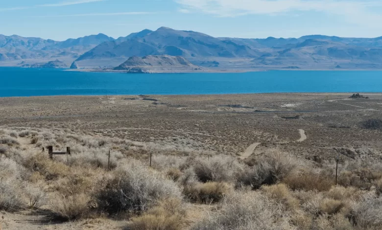 Pyramid Lake