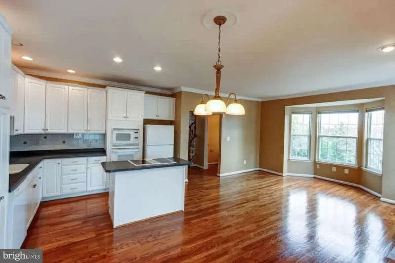 Kirk Cousins' lakeside retreat 