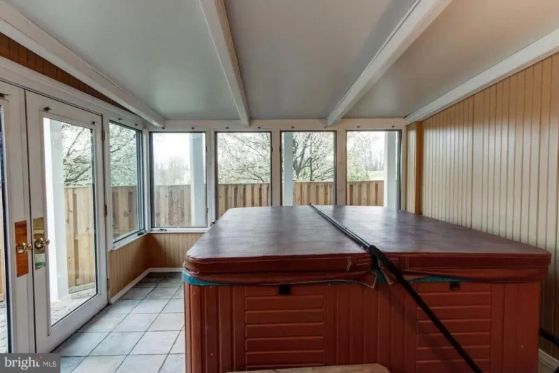 Kirk Cousins' lakeside retreat 2